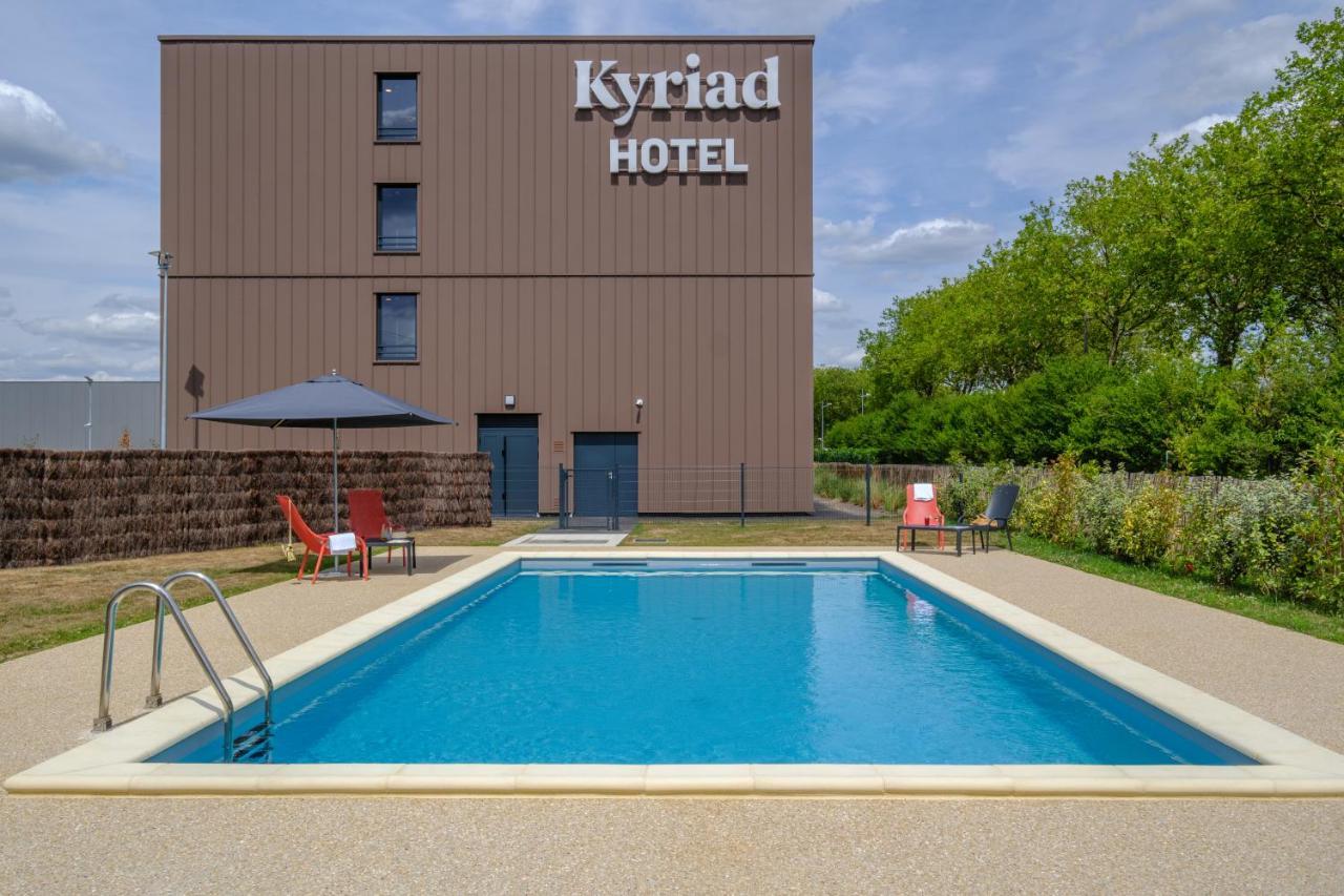 Kyriad Tours Sud - Ballan Mire Exterior foto